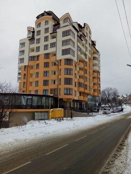 Center 300m. To the pump room 1 bedroom, Truskavets - apartment by the day