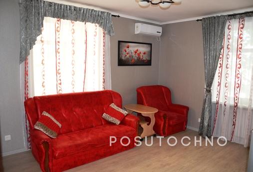 Сдается комфортабельная,с новым современным ремонтом, 1-я кв
