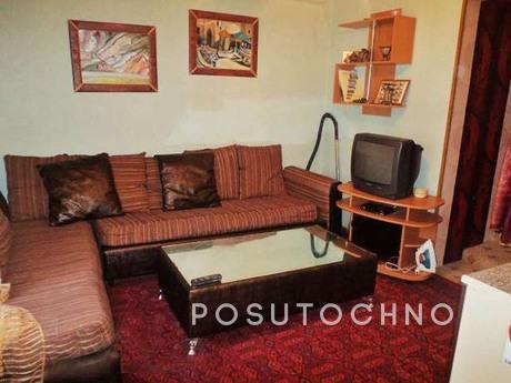 Rent our cozy apartment, Berdiansk - apartment by the day