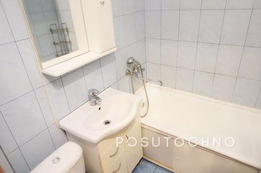 Apartment near the metro, Moscow - apartment by the day