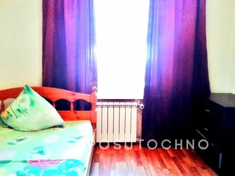 2 bedroom apartment near the metro, Moscow - apartment by the day