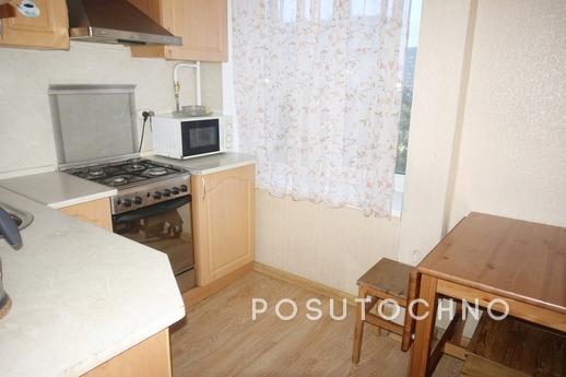 Apartment for rent near the metro, Moscow - apartment by the day