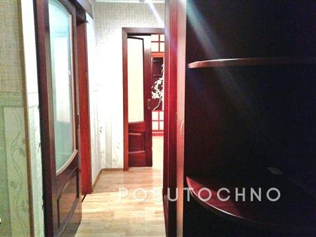 Apartment near the metro, Moscow - apartment by the day