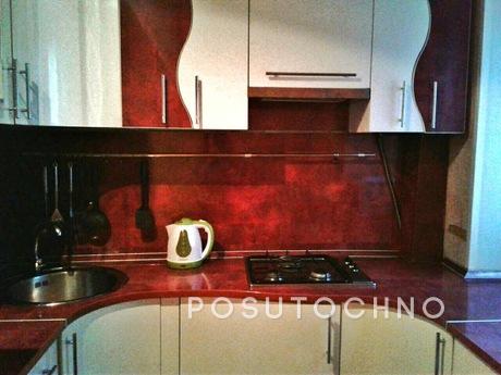 Apartment near the metro, Moscow - apartment by the day