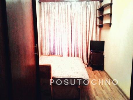 Apartment near the metro, Moscow - apartment by the day