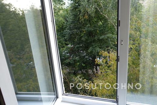 1 bedroom apartment near the metro, Moscow - apartment by the day