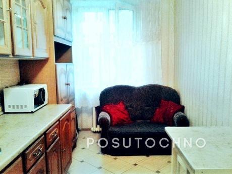 1 bedroom apartment near the metro, Moscow - apartment by the day