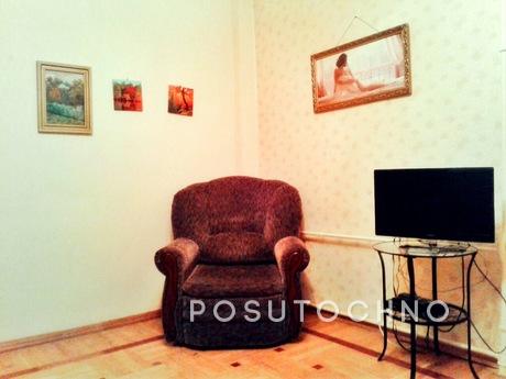 1 bedroom apartment near the metro, Moscow - apartment by the day