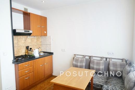 1 bedroom apartment near the metro, Moscow - apartment by the day