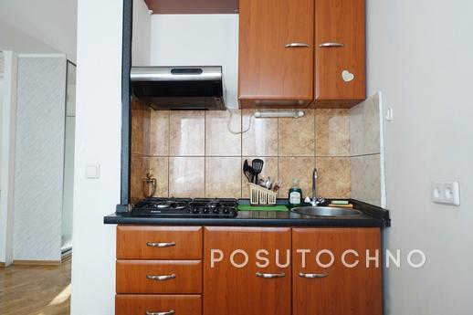 1 bedroom apartment near the metro, Moscow - apartment by the day