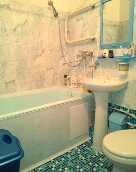 ПРОДАМ 2х ком. кв. в центрі Феодосії!, Феодосія - квартира подобово