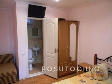 Номери в 5 хв (300м) від моря з кухнею, Судак - квартира подобово