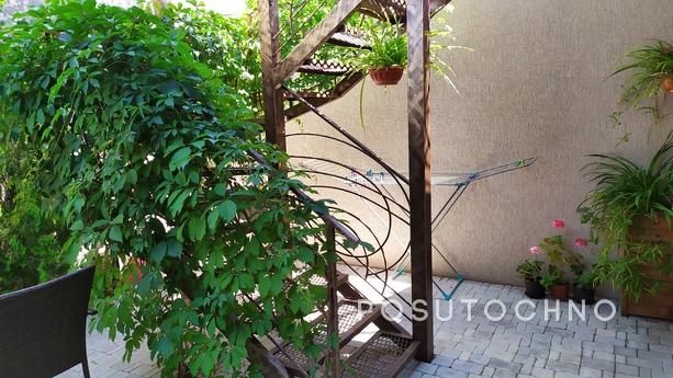Rent a room for 2-3-4 Suite, Yevpatoriya - apartment by the day