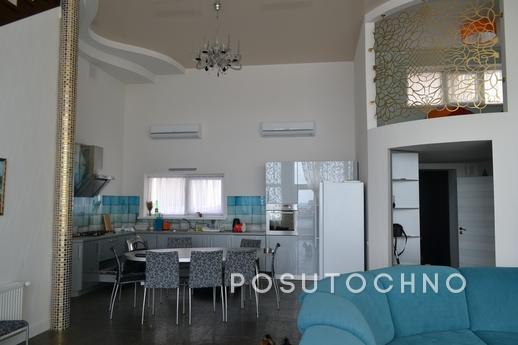 VIP Cottage 1 line from the sea, Chernomorsk (Illichivsk) - apartment by the day