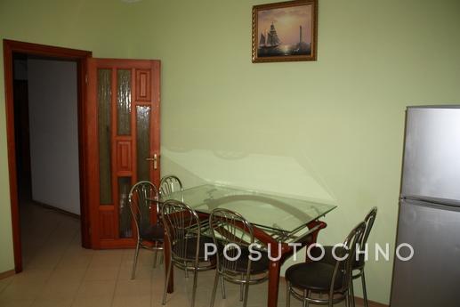 Apartment in the center of Odessa, Odessa - apartment by the day