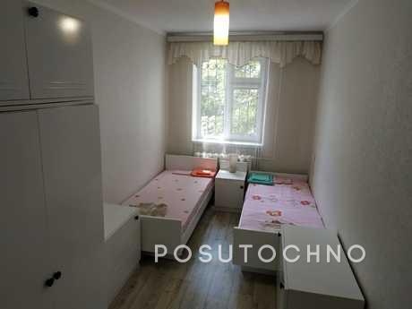 Daily rent 2 com. Streletsk quarter, Sevastopol - apartment by the day