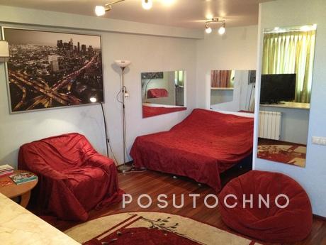 Modern, comfortable apartment within walking distance of the