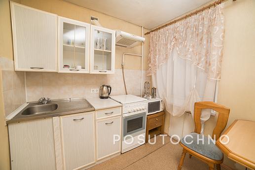 SHORT NEAR METRO, Yekaterinburg - apartment by the day