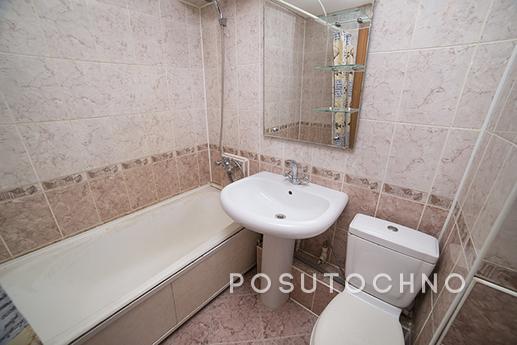 SHORT NEAR METRO, Yekaterinburg - apartment by the day