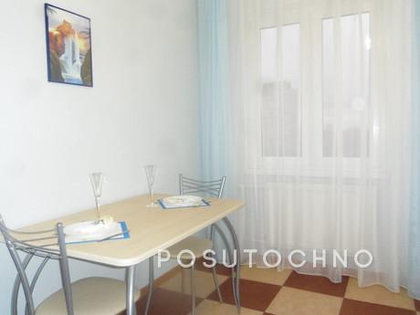 The apartment is in a new building, Saint Petersburg - apartment by the day