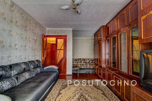 Rent 1-apartment, Dnipro (Dnipropetrovsk) - apartment by the day