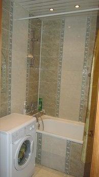 Rent 2-bedroom apartment, Tyumen - apartment by the day