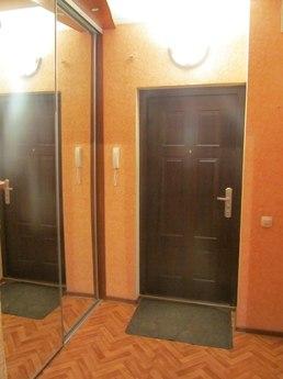 Здається студія по років влксм 15/1, Тюмень - квартира подобово