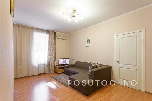 Tihaya cozy 2-bedroom apartment (55 sq m) with European styl