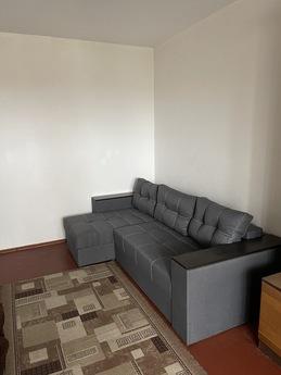 2-room apartment Troyeschina, Kyiv - apartment by the day