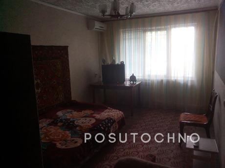 Rent a room near Obolon metro station, Kyiv - apartment by the day