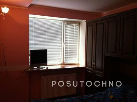 2-room apartment. District cunning marke, Sievierodonetsk - apartment by the day