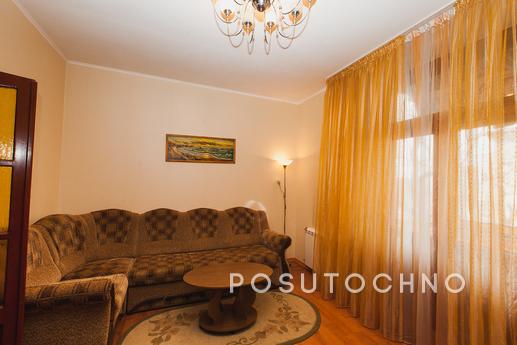 2-bedroom apartment in a quiet area, Sievierodonetsk - apartment by the day