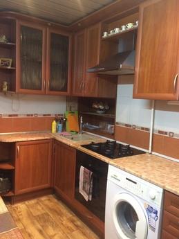 Rent 2-k apartment on the street. Kalino, Dnipro (Dnipropetrovsk) - apartment by the day