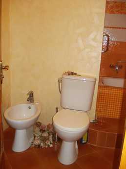 Luxury 2 k.kvartiru near Embankment, Yalta - apartment by the day
