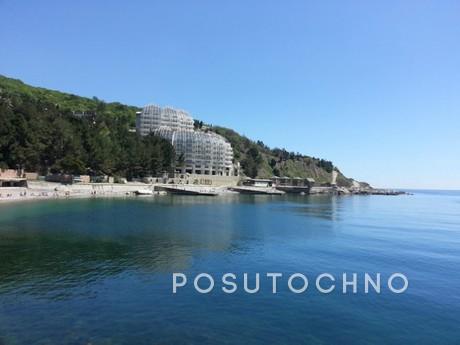Detached house in Kastropol!, Yalta - apartment by the day