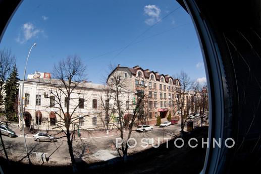2 bedroom center, Kremenchuk - apartment by the day