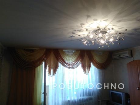 YOUR 1 bedroom apartment is close to the, Chernomorsk (Illichivsk) - apartment by the day