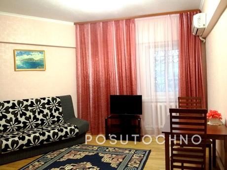 I rent my 1Q in Yalta, 5 minutes to the, Yalta - apartment by the day