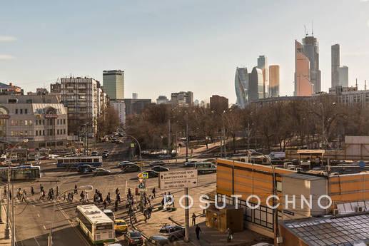 Spacious apartment in the metro in 1905, Moscow - apartment by the day