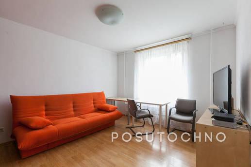 Bright apartment 1 minute from m.VDNH, Москва - квартира подобово