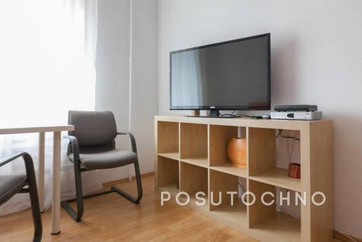 Bright apartment 1 minute from m.VDNH, Москва - квартира подобово