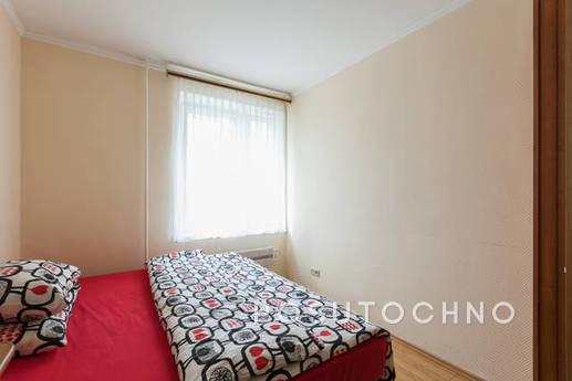 Bright apartment 1 minute from m.VDNH, Москва - квартира подобово