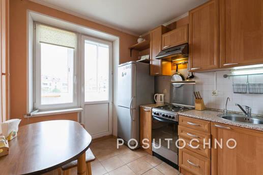 Bright apartment 1 minute from m.VDNH, Москва - квартира подобово