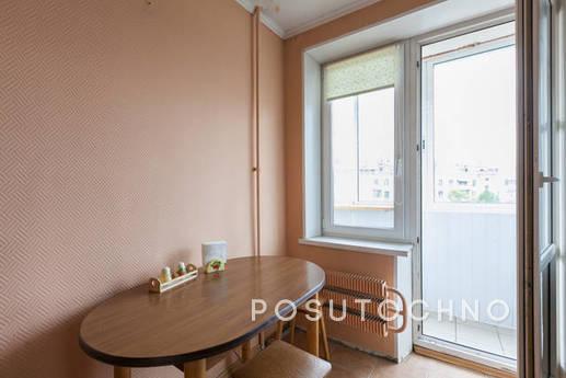 Bright apartment 1 minute from m.VDNH, Москва - квартира подобово