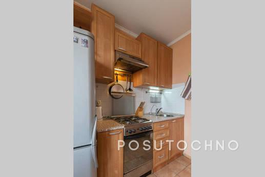 Bright apartment 1 minute from m.VDNH, Москва - квартира подобово