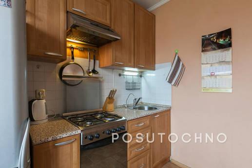 Bright apartment 1 minute from m.VDNH, Москва - квартира подобово