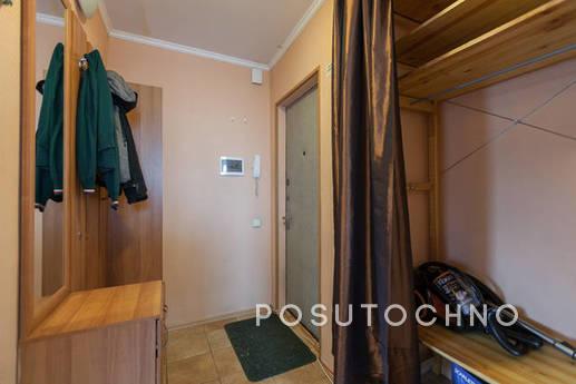 Bright apartment 1 minute from m.VDNH, Москва - квартира подобово