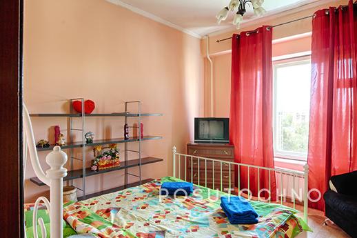 Intercom, concierge, has all the furniture and appliances fo