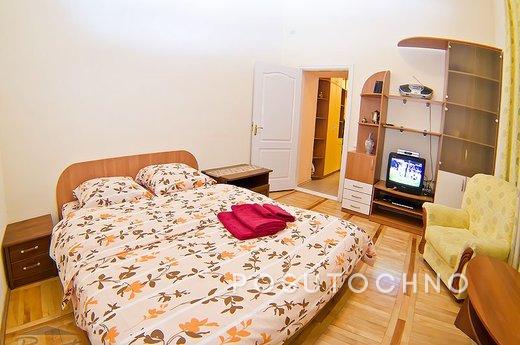 Decent apartment near the subway, Moscow - apartment by the day