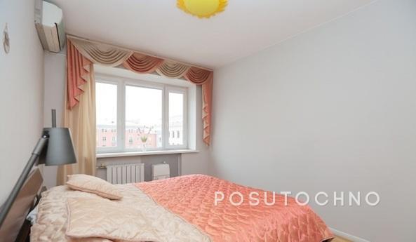 3 Apartment, 80 m², Moscow - apartment by the day